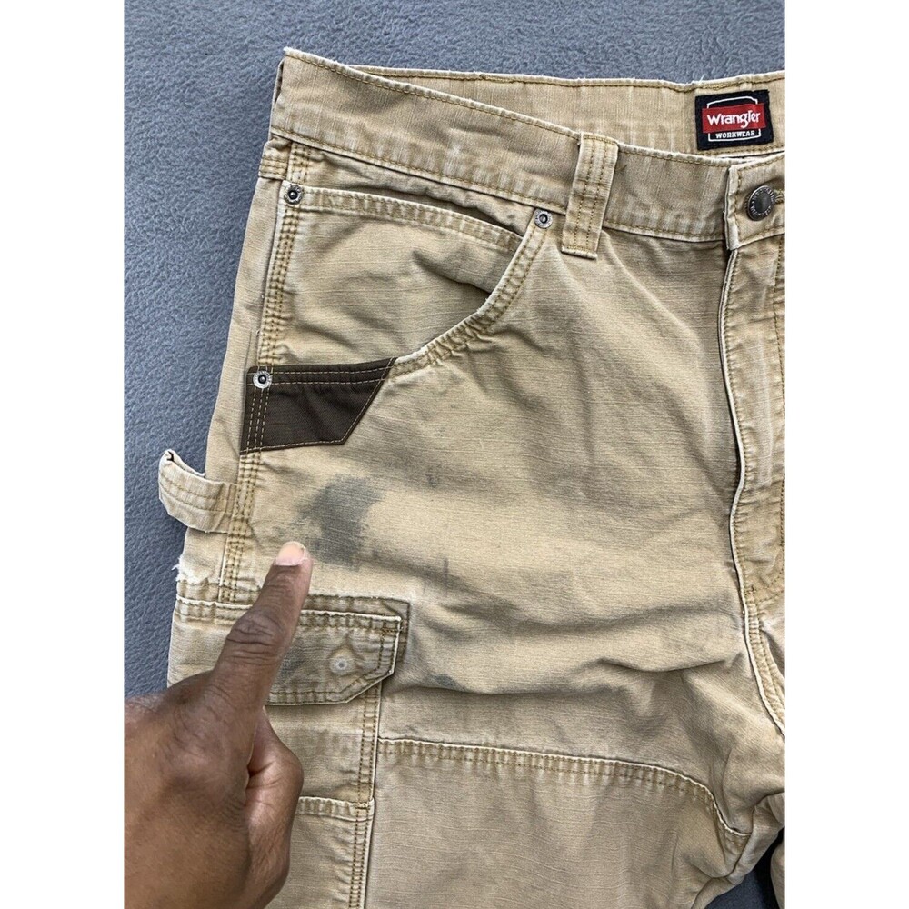 Wrangler Cargo Workwear Pants Mens Size 38 X 31 Beige Outdoor Heavily Stained - Picture 16 of 16
